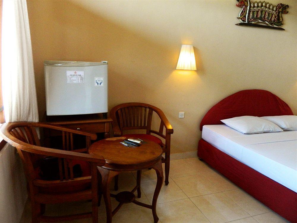 Hotel Ratna クタ エクステリア 写真