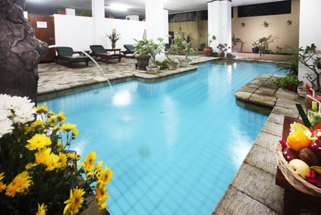 Hotel Ratna クタ エクステリア 写真