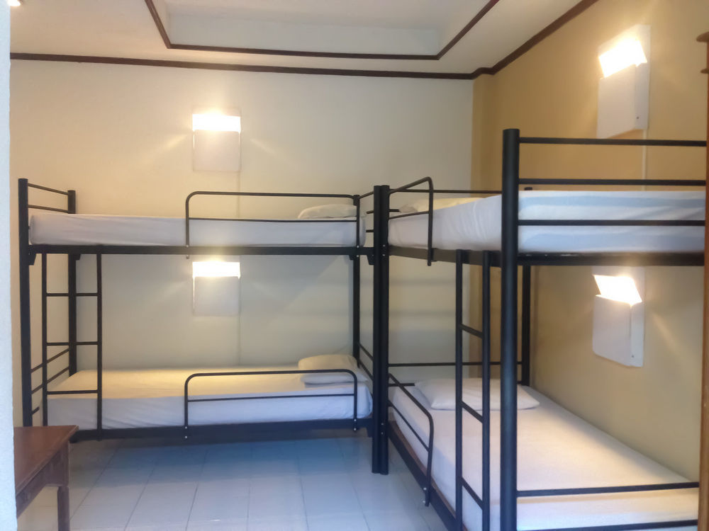 Hotel Ratna クタ エクステリア 写真